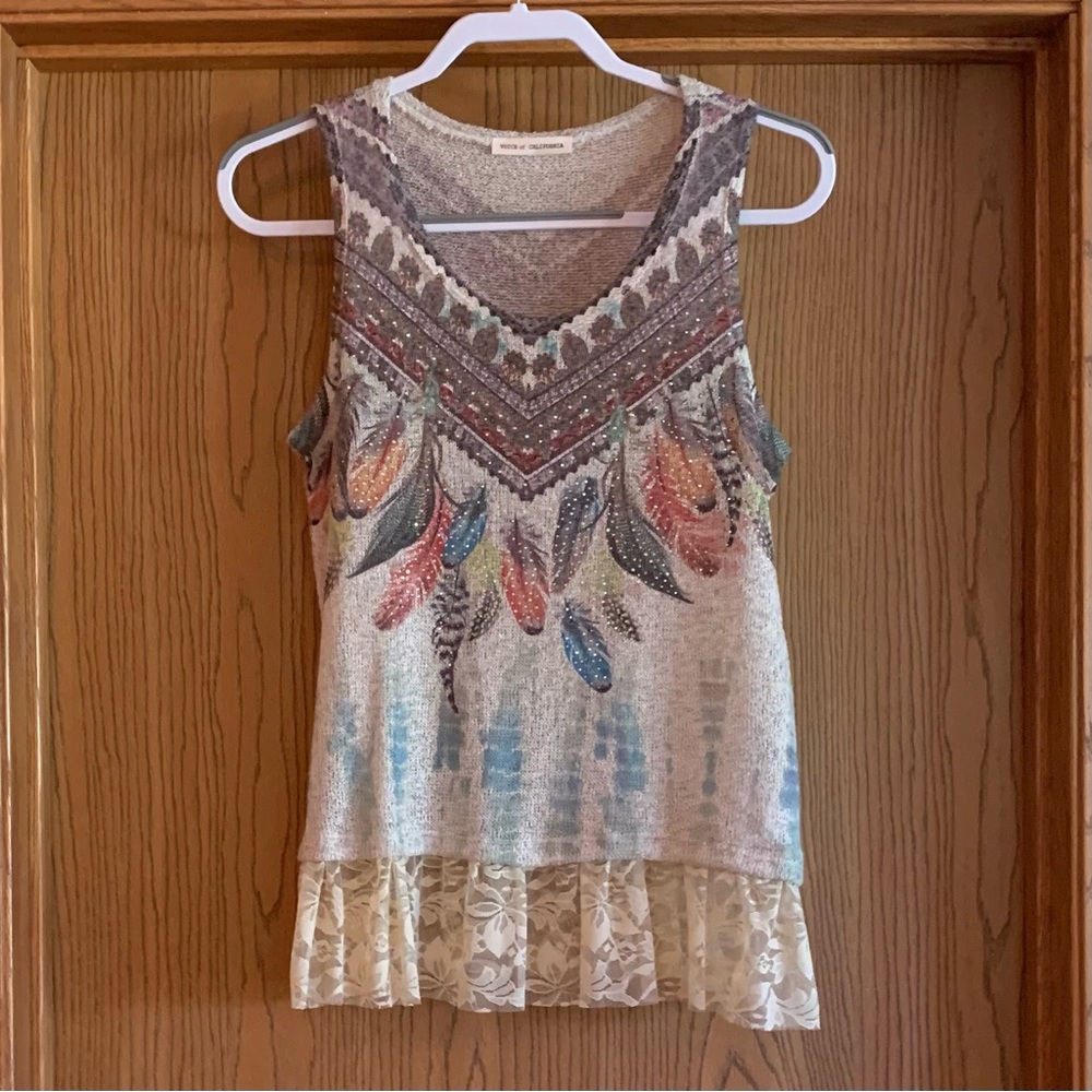 Boho Feather Print Tank Top with Lace Hem